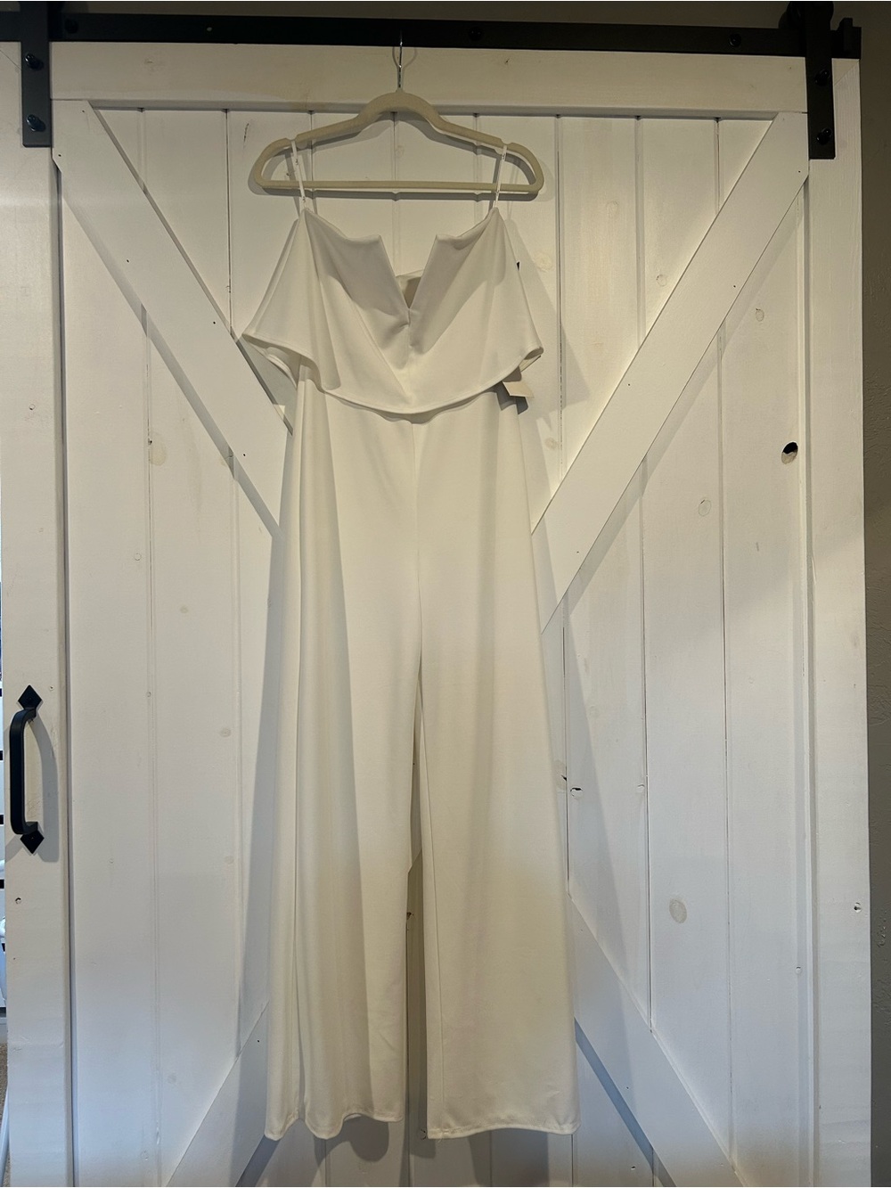 Lulu's White Strapless V-Neck Wide-Leg Jumpsuit